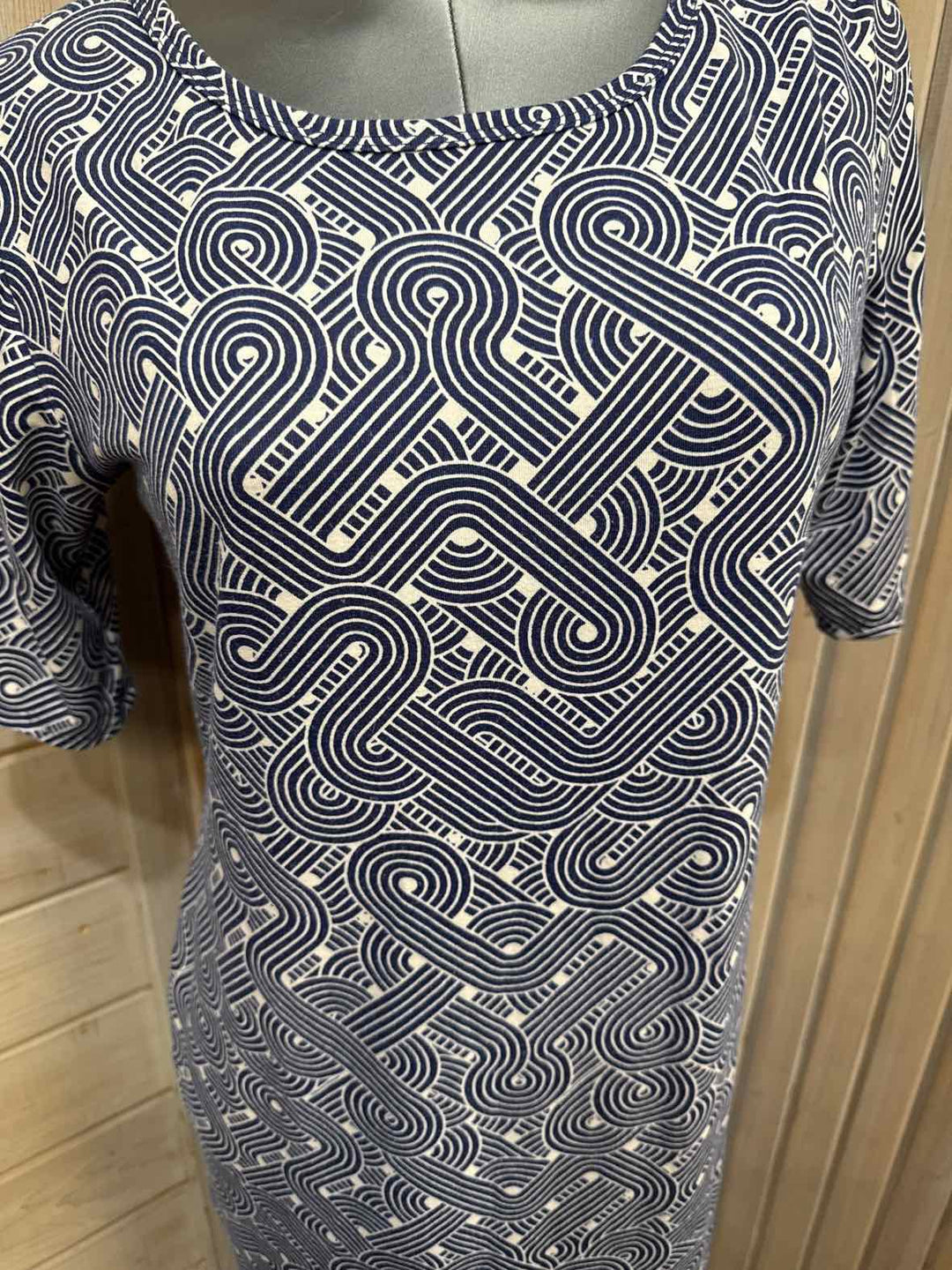 L - LuLaRoe Dress