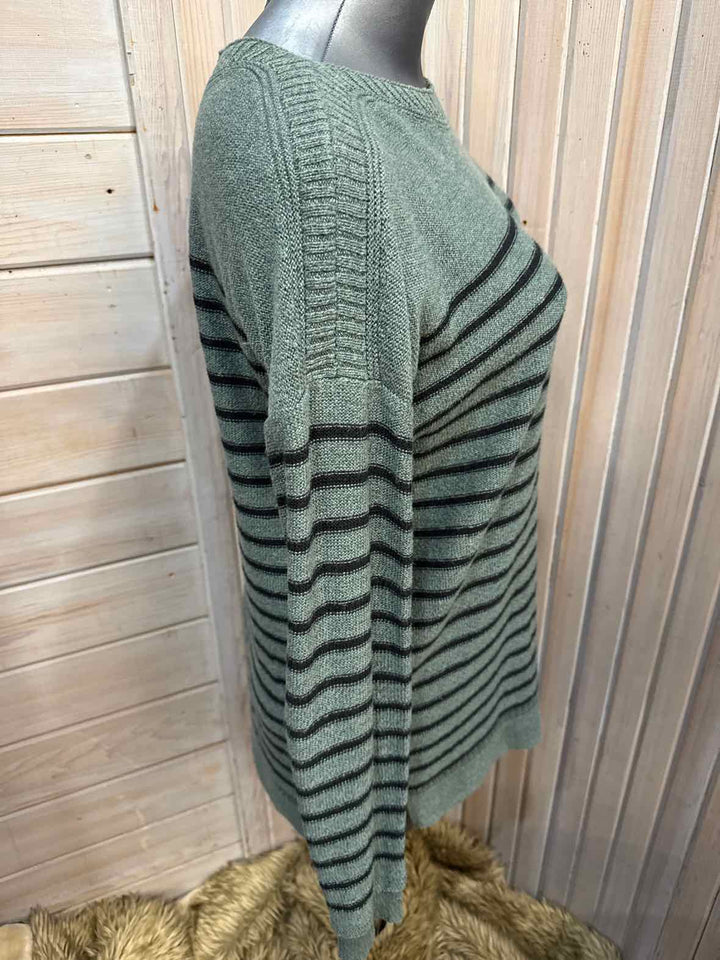 S - Old Navy Sweater