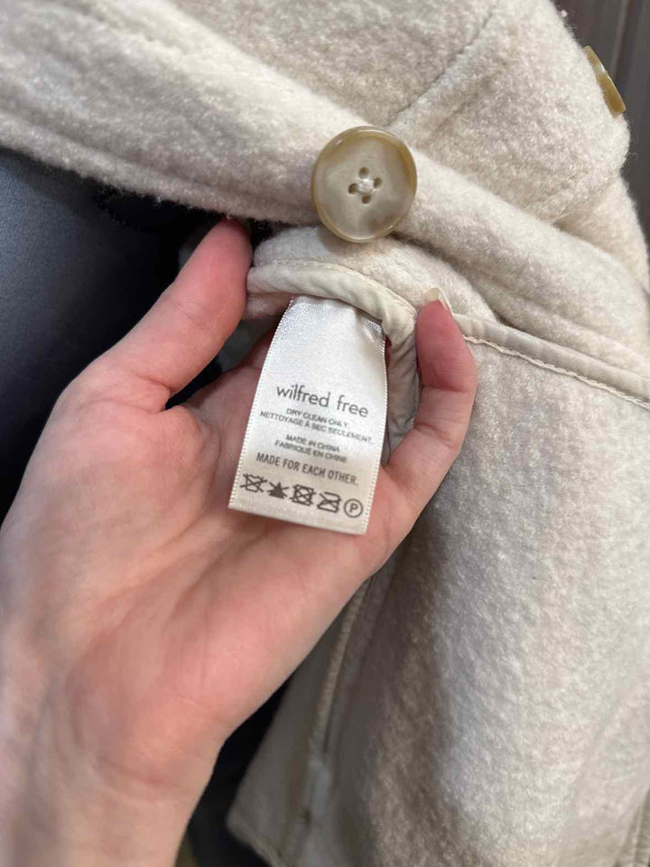 XS - Wilfred Shacket