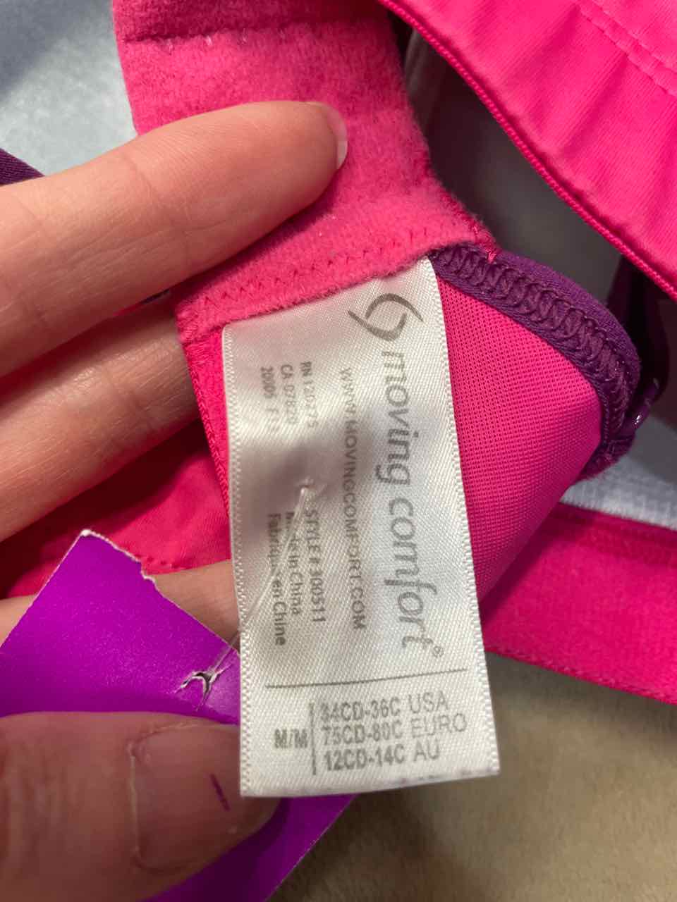 M - Moving Comfort Bra