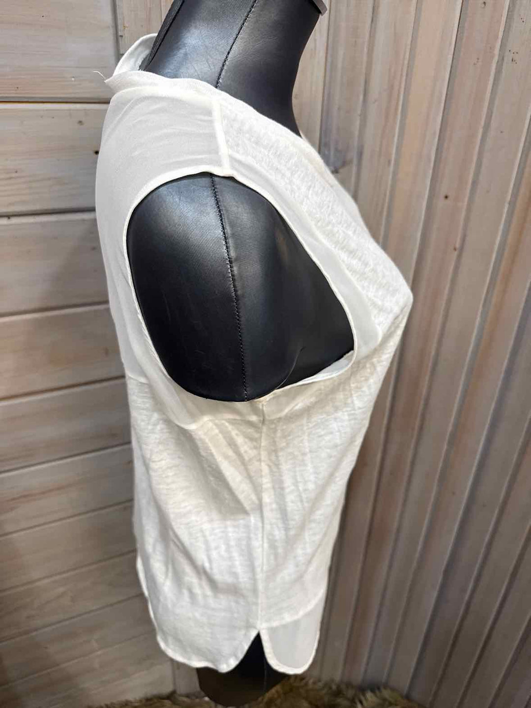 M - Banana Republic Tank