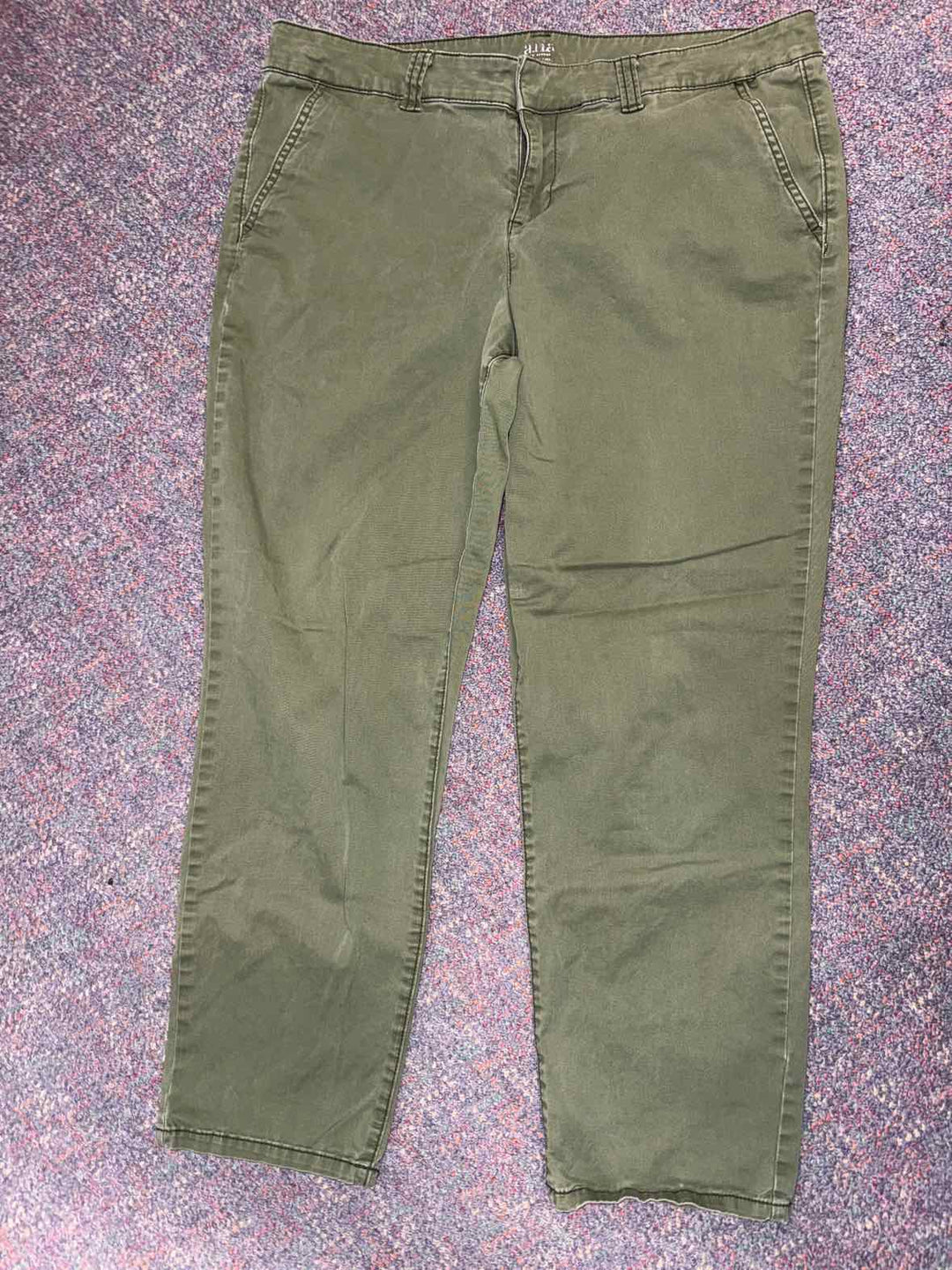 12 - a.n.a. Pants