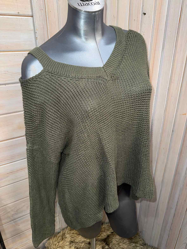 L/XL - Charlie Paige Sweater