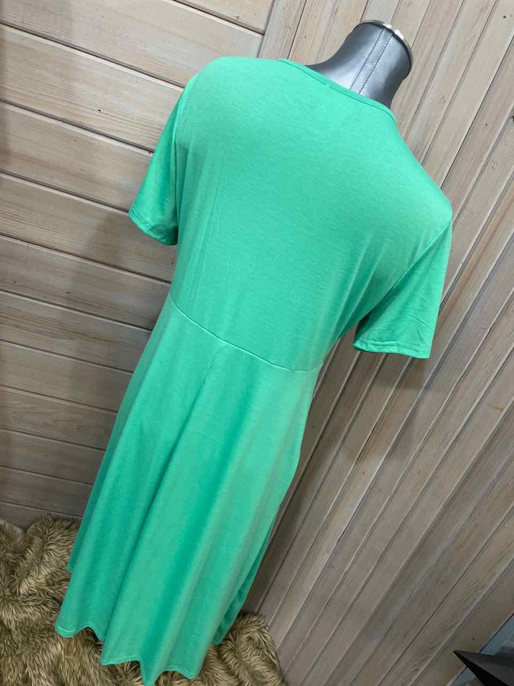 XL - Unknown Dress