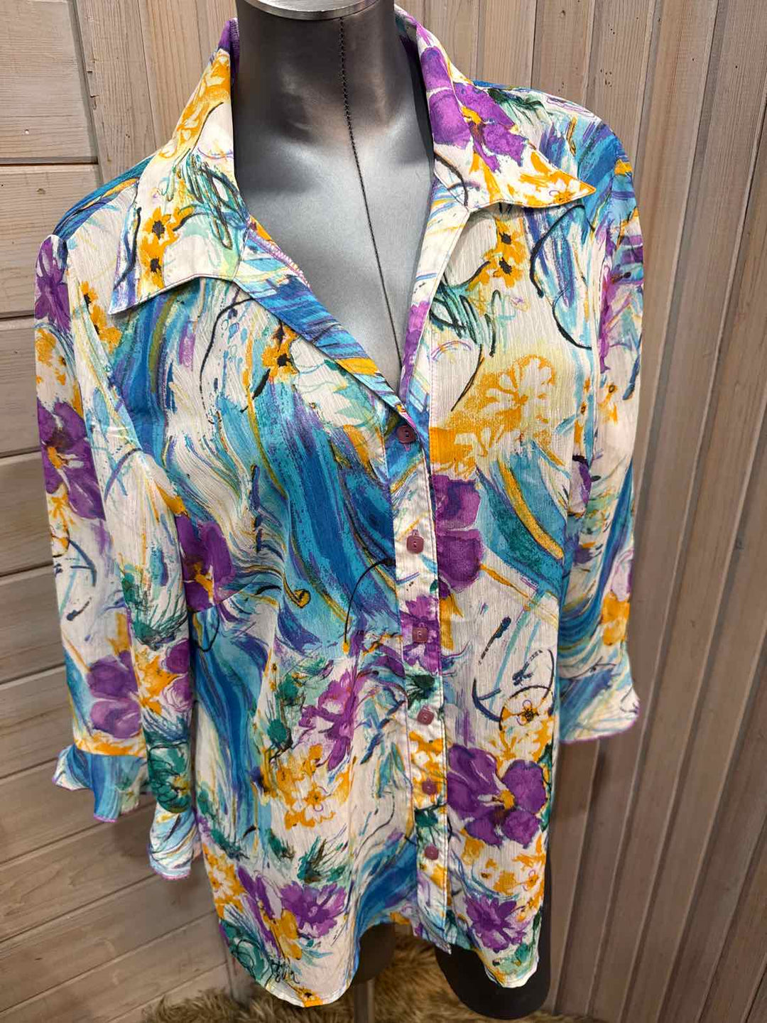 L - BFA Classics Button Down