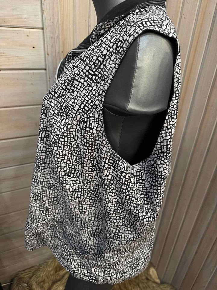 XL - Reversible Vest