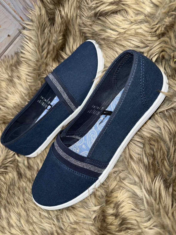 8 - Serra Slip-on