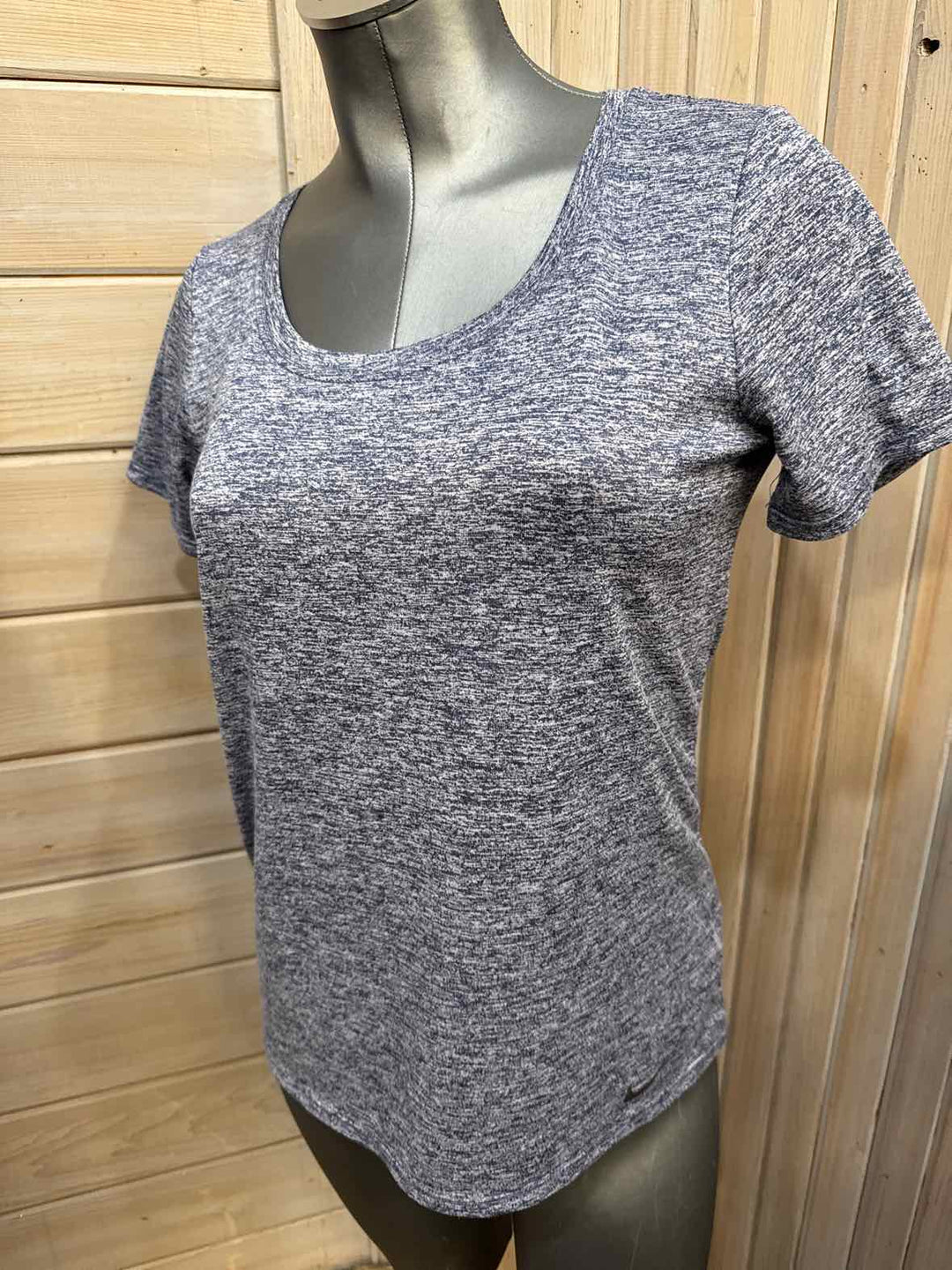 S - Nike T-Shirt
