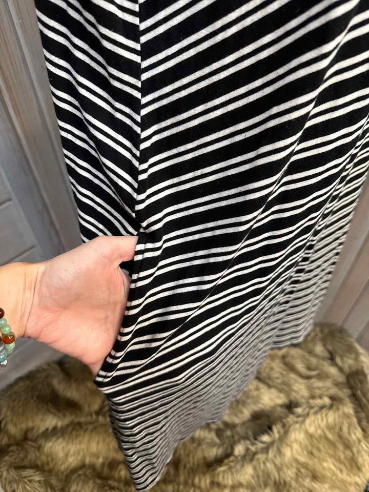 XL - Time and Tru Dress