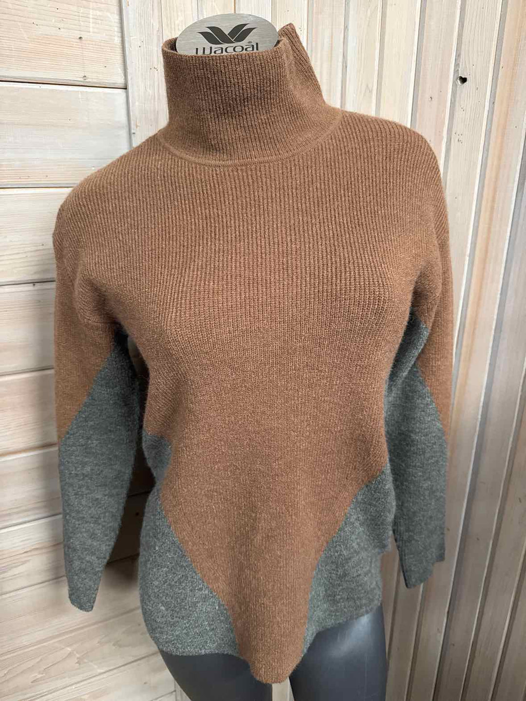 S - Sweater