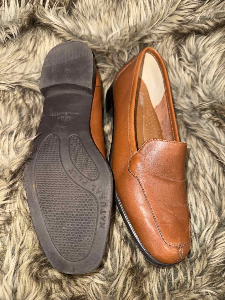7.5 - Naturalizer Slip-on