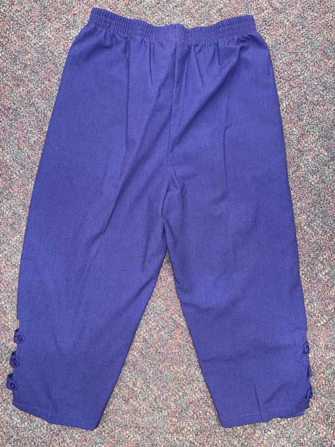 L - salem straits Capri
