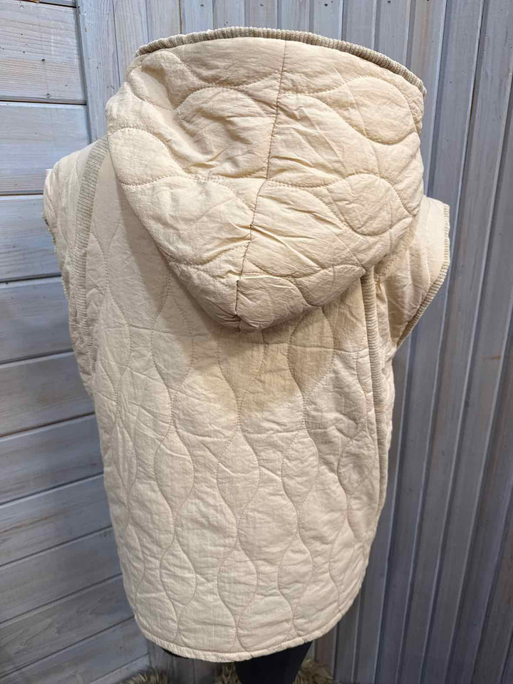 L - Unbranded Vest