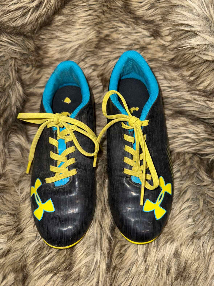 2Y - Under Armour Shoes