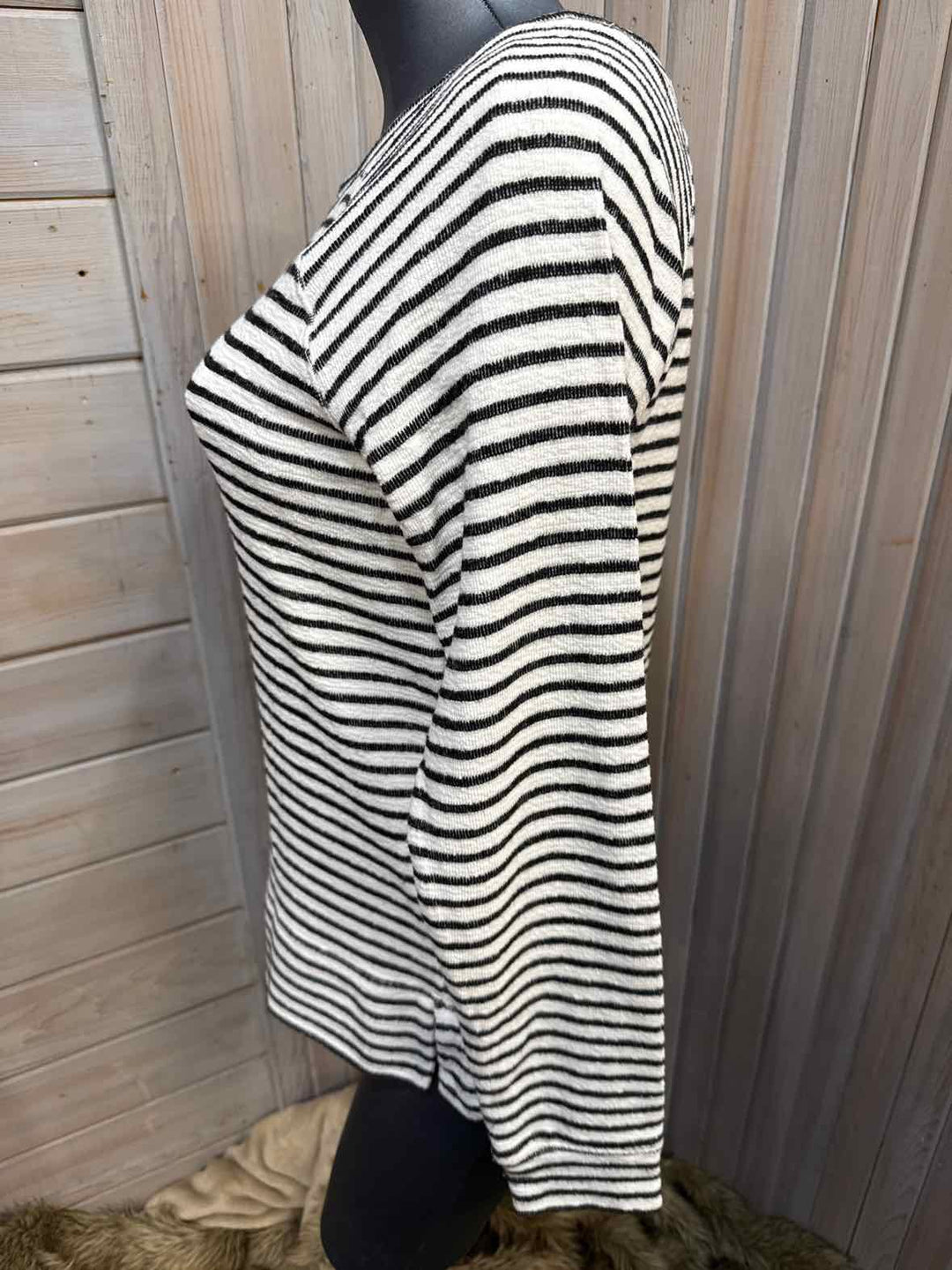 XS - Maurices Long Sleeve