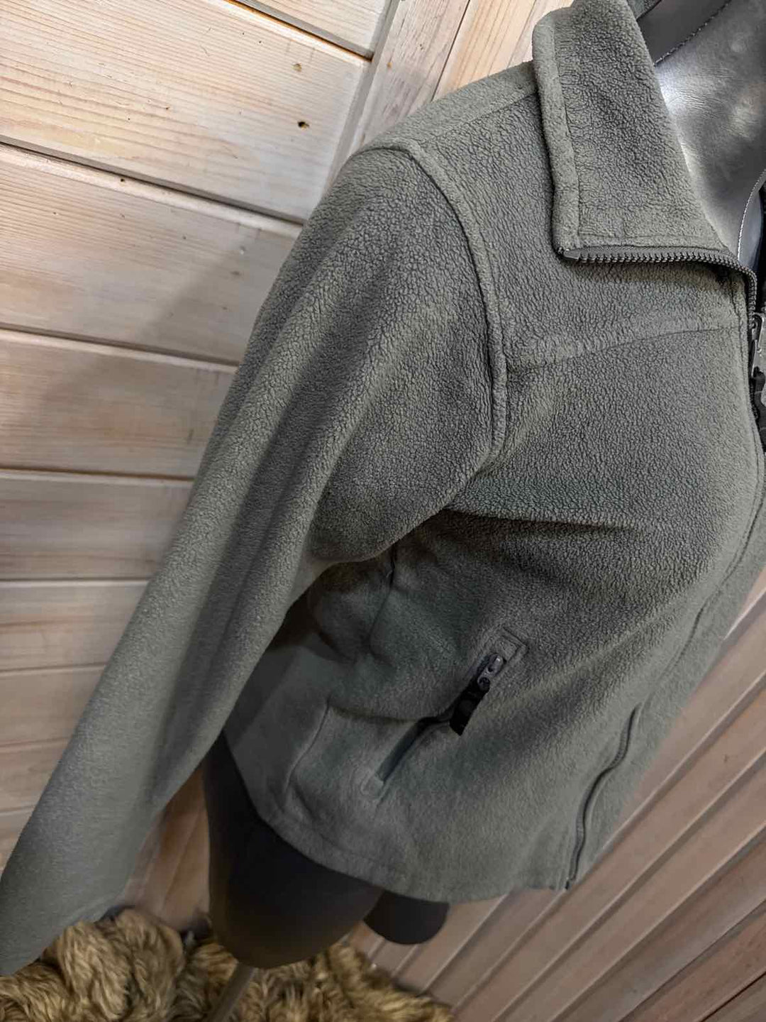 14/16 - Columbia Jacket