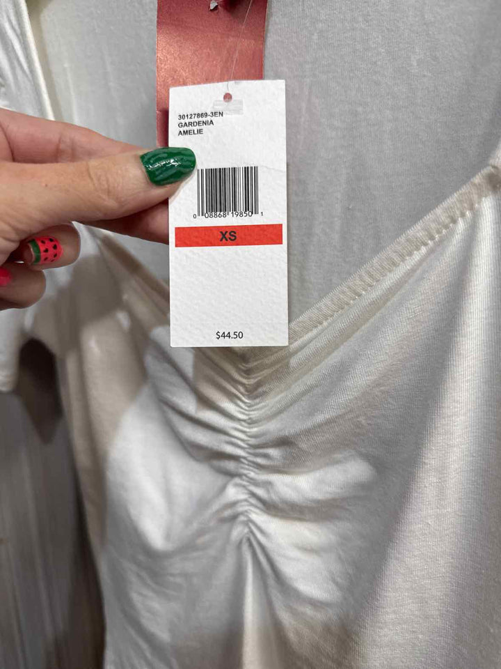 XS - Jessica Simpson Bodysuit