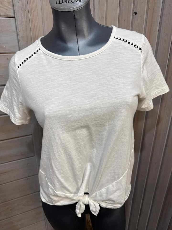S - Old Navy T-Shirt