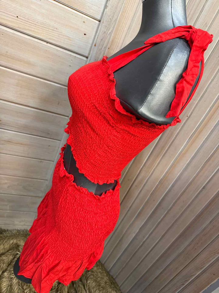 S - Unbranded Outfit