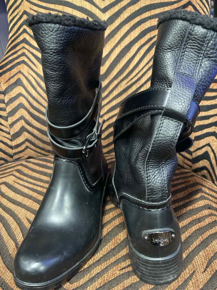 7B - Coach Boots