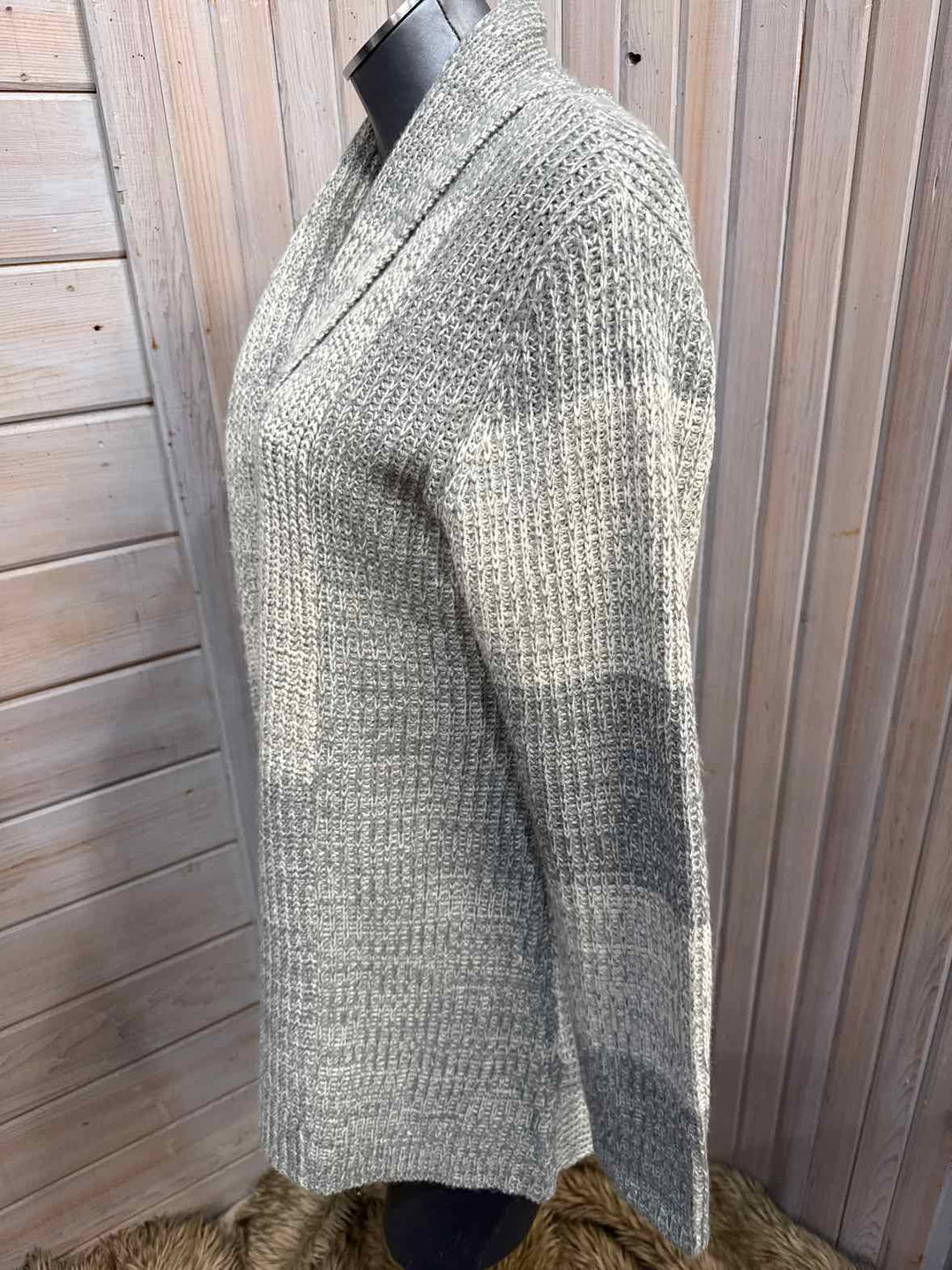 L - Effect Cardigan