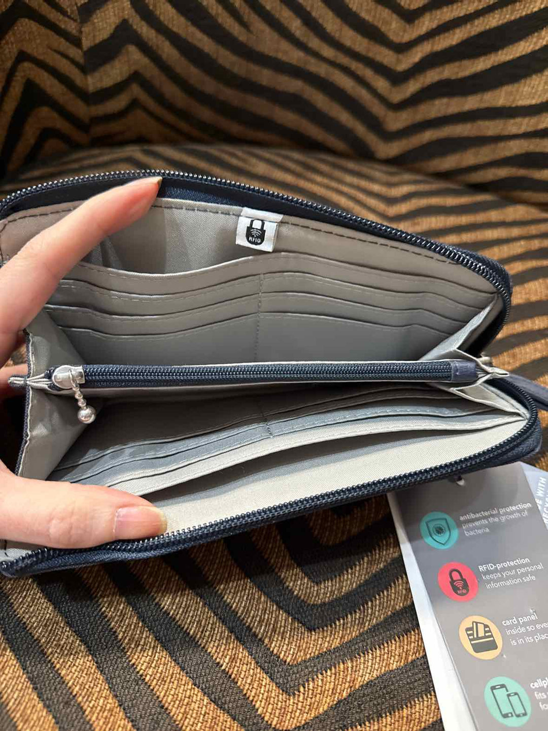 Wallet - Baggallini Clutch