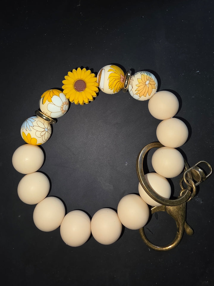 Daisy Wristlets (multiple colors)