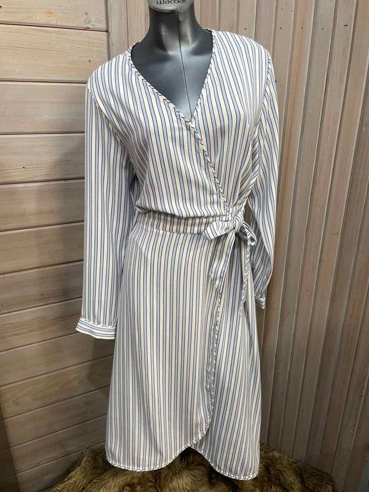 XL - Time and Tru Dress