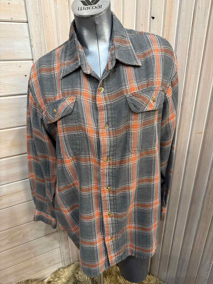 L - haggar Long Sleeve Button Up