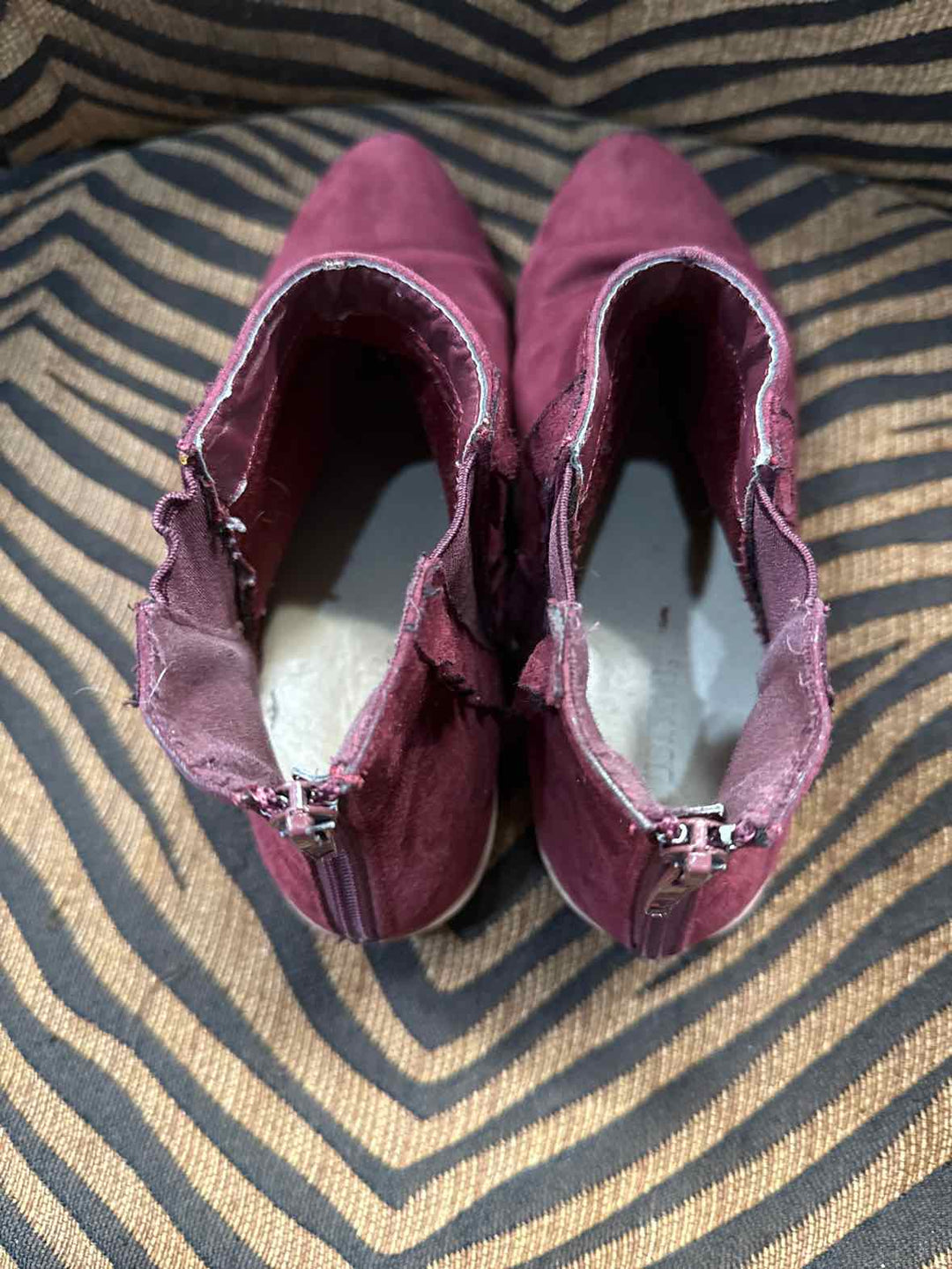 8.5 - Just Fab Boots