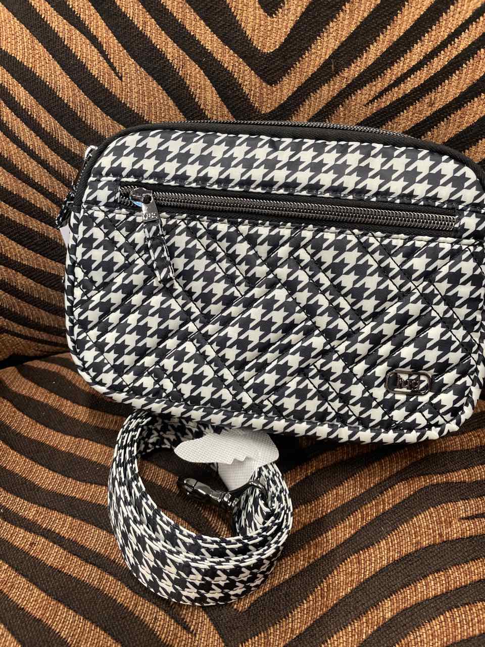 Purse - lug Crossbody