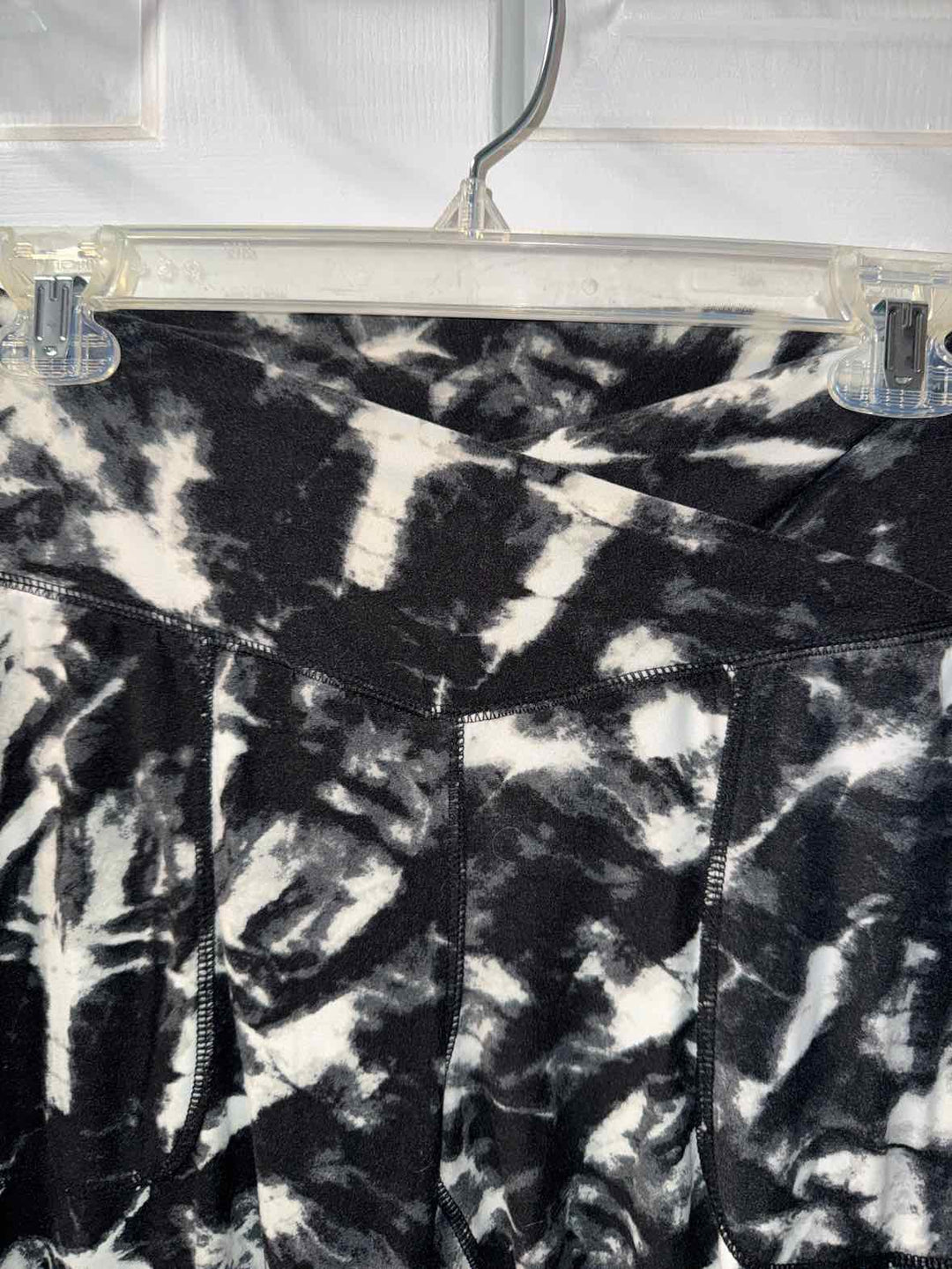 M - No Boundaries Leggings