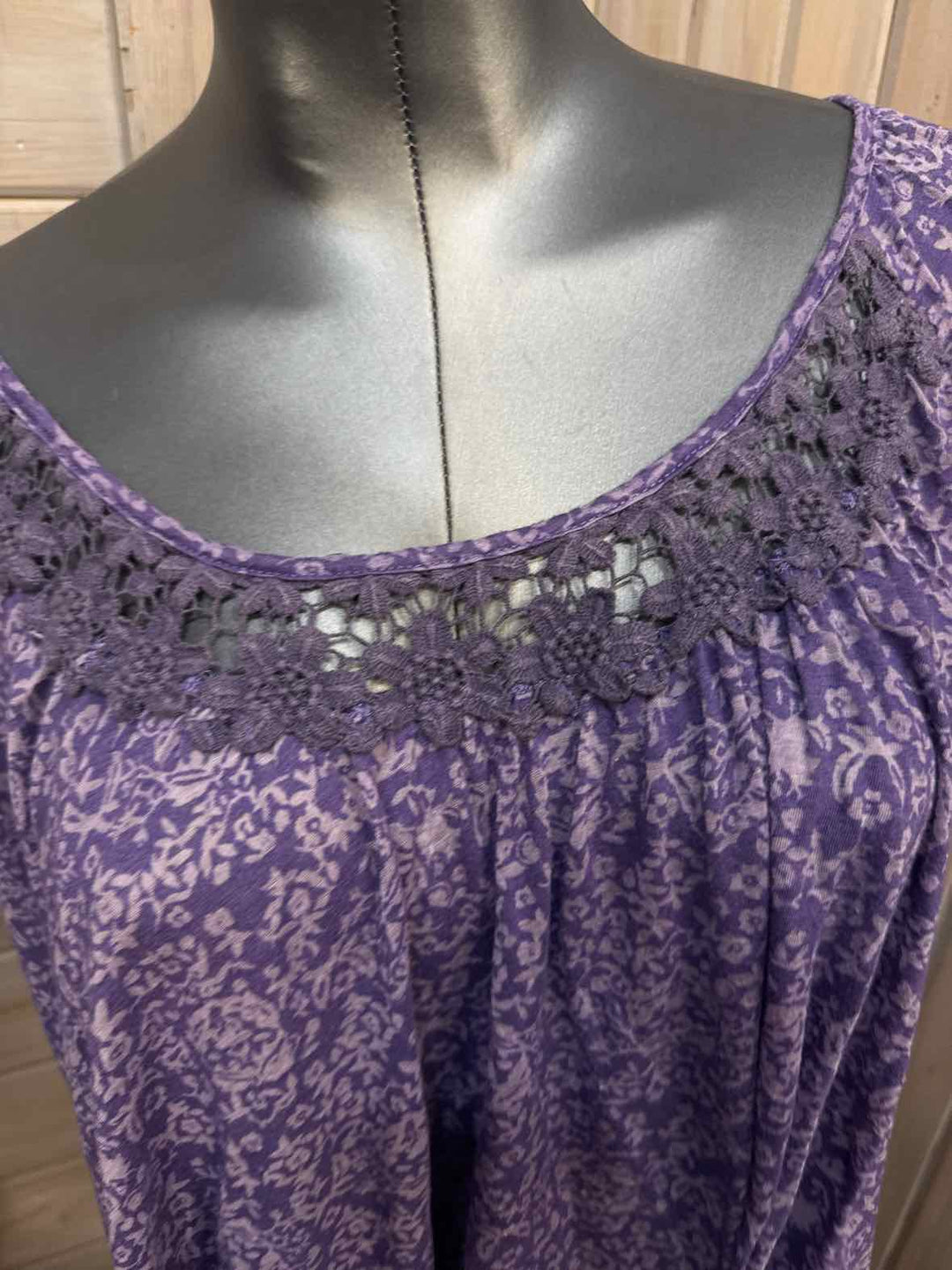 1X - Jessica Simpson T-Shirt