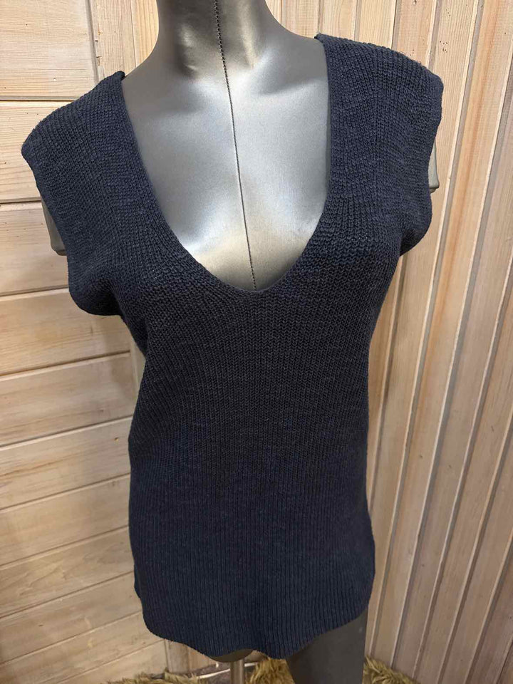 M - Banana Republic Tunic