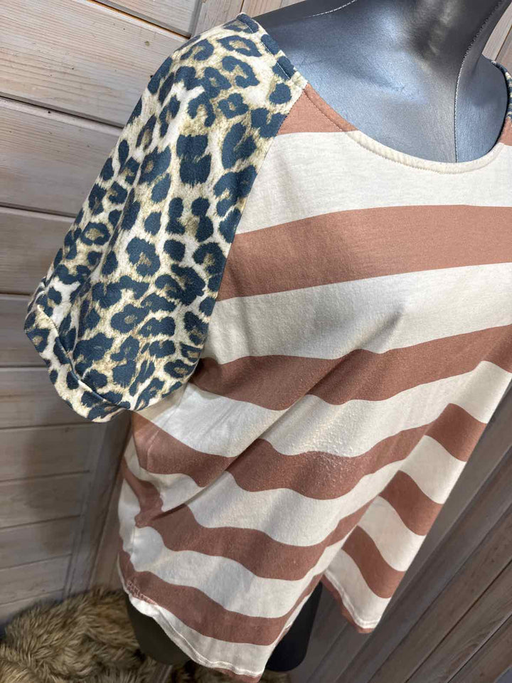 L - Unbranded T-Shirt