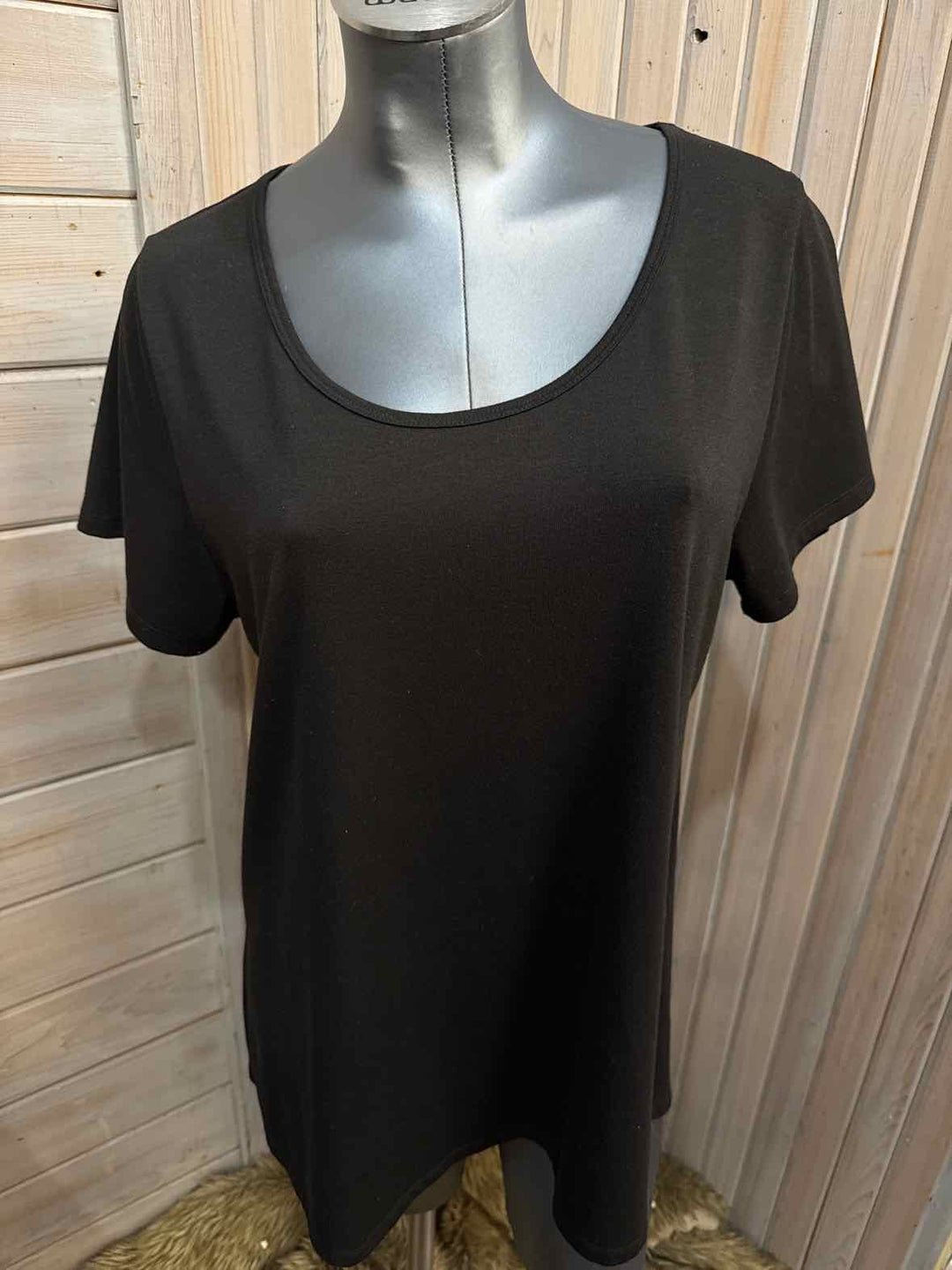 XL - LuLaRoe T-Shirt