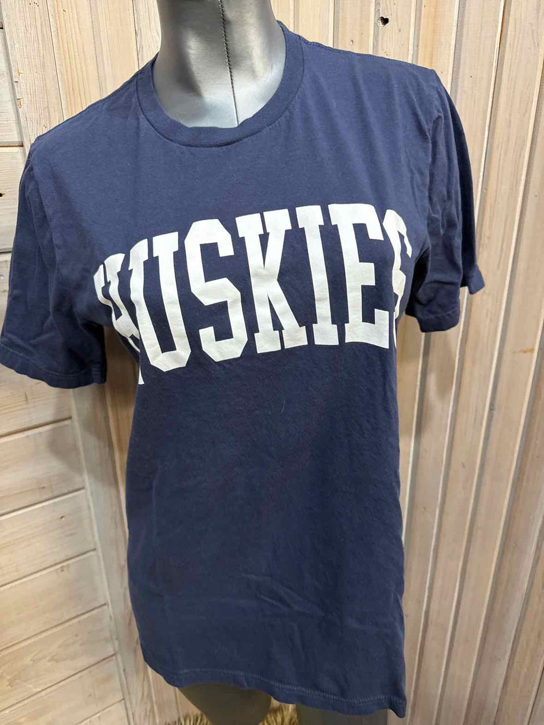 L - Huskies T-Shirt