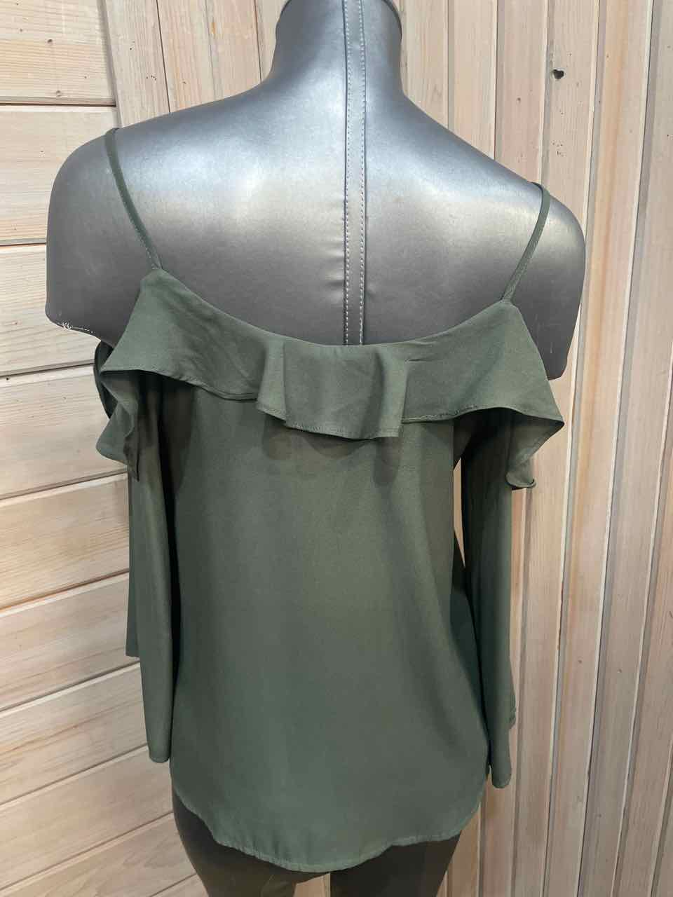 S - lush Cold Shoulder