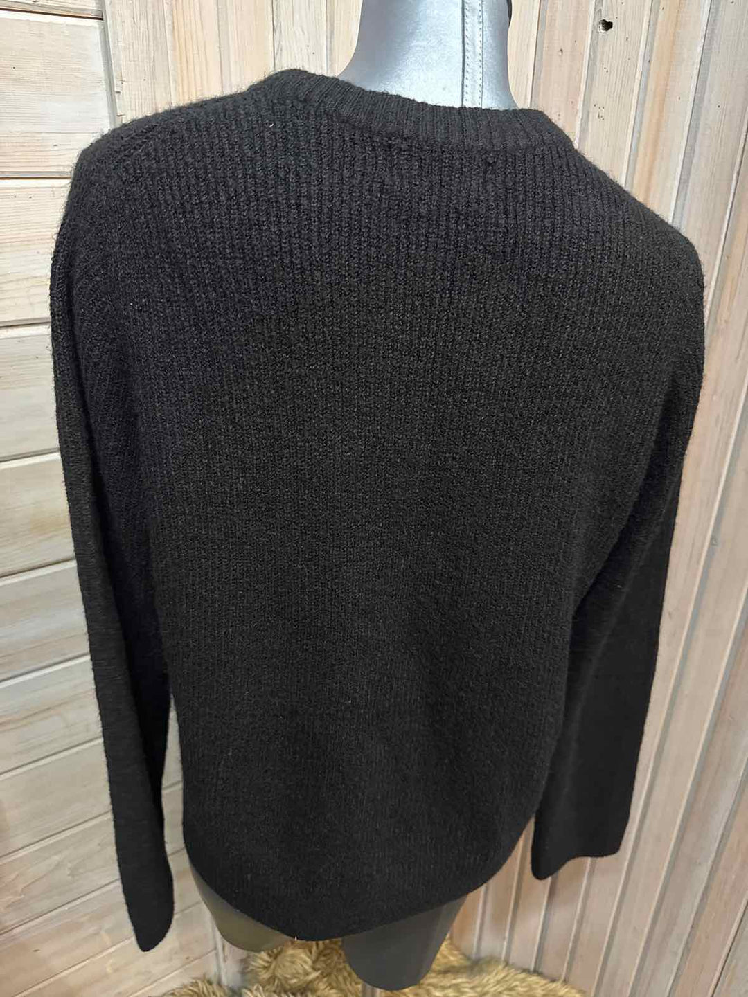 XL - Old Navy Sweater