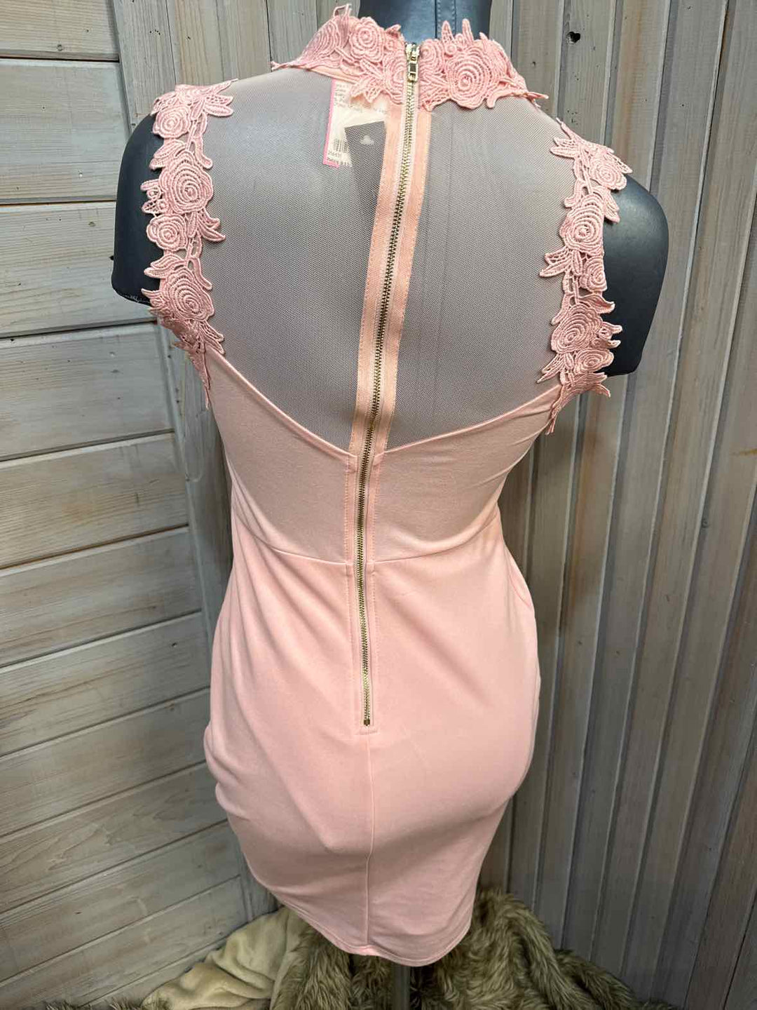 S - Entry Dress