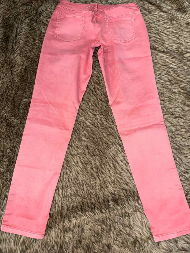 M - Maurices Jeans