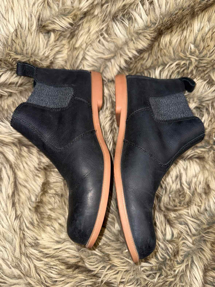 8.5 - Kodiak Boots