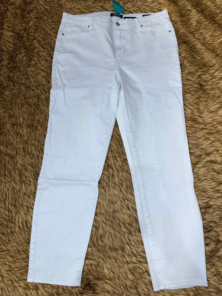 12/32 - Buffalo David Bitton Jeans