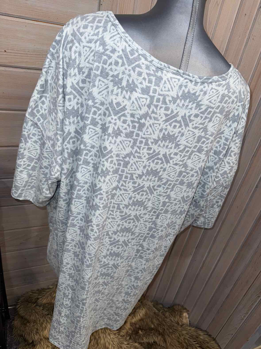 3X - LuLaRoe T-Shirt