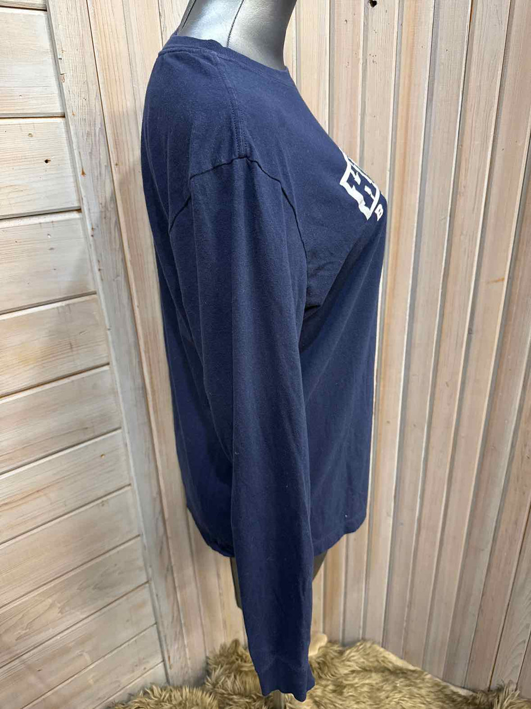 M - Nike Long Sleeve