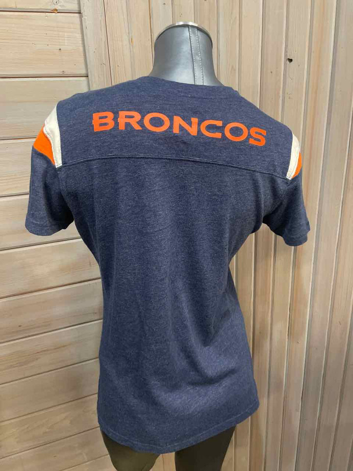 L - Nike T-Shirt