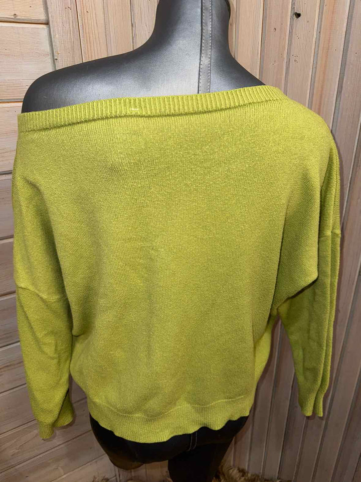 M - Unbranded Sweater