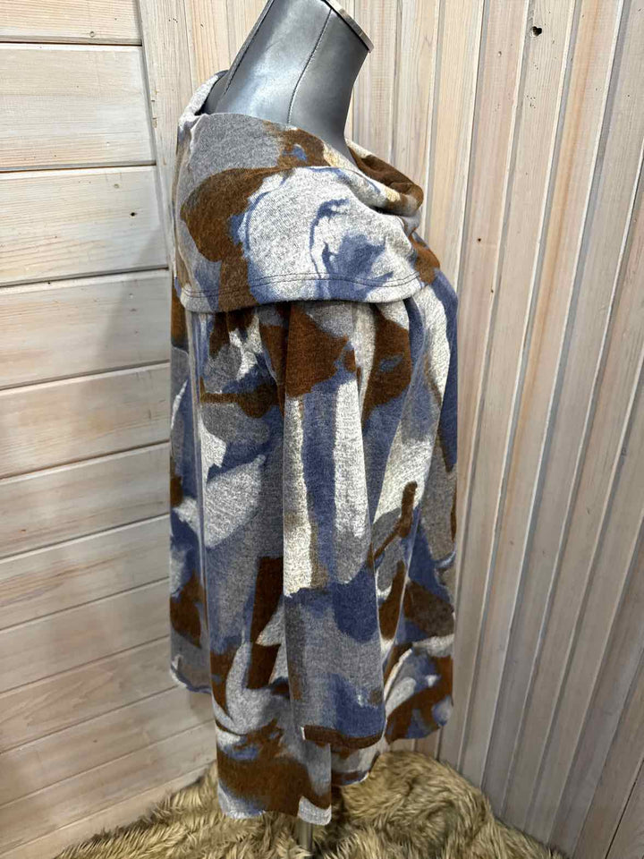 M - Yushi Sweater