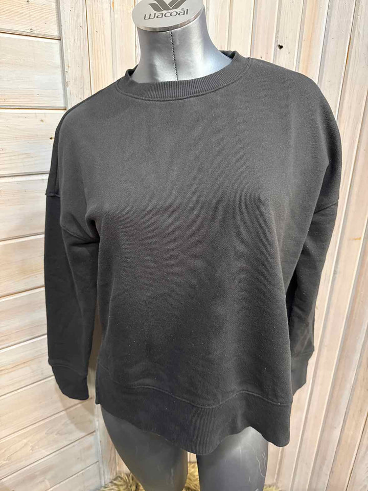 S - Time and Tru Sweatshirt