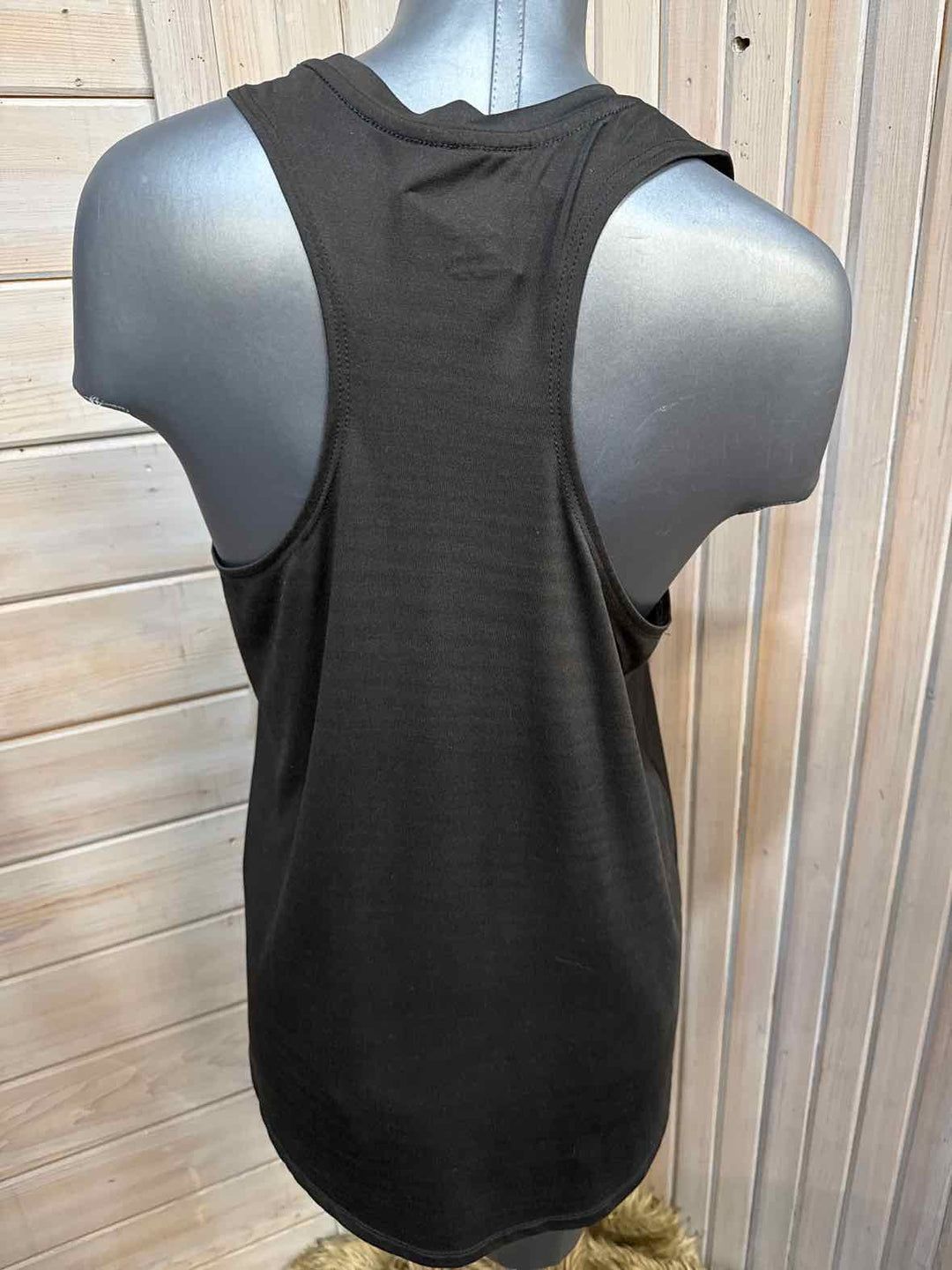 L - Athletic Works Tank
